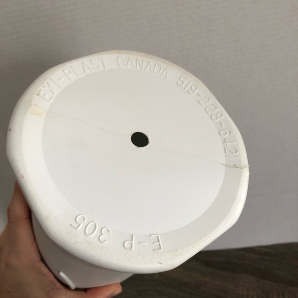 Vtg Blow Mold Toilet Paper Roll Holder - Picture 7 of 7